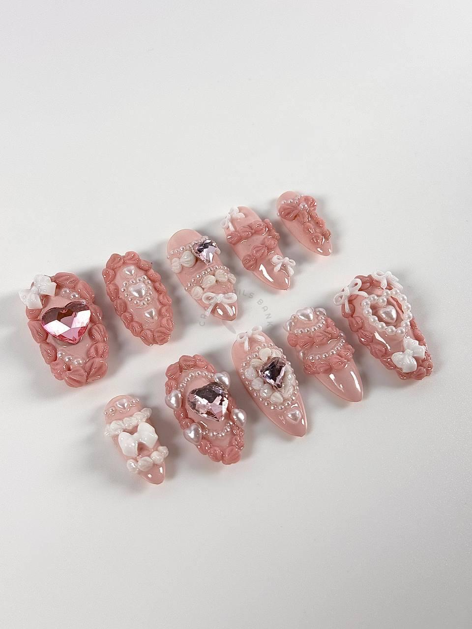 Romantic Reverie - Press On Nails